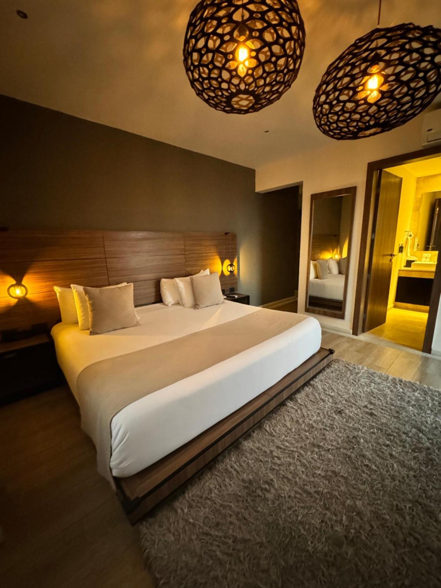 Ilo Rojo Curamoria Collection Hotel 4*